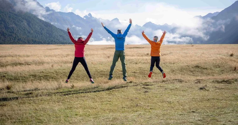 From Te Anau: Milford Sound Coach, Cruise, and Walks