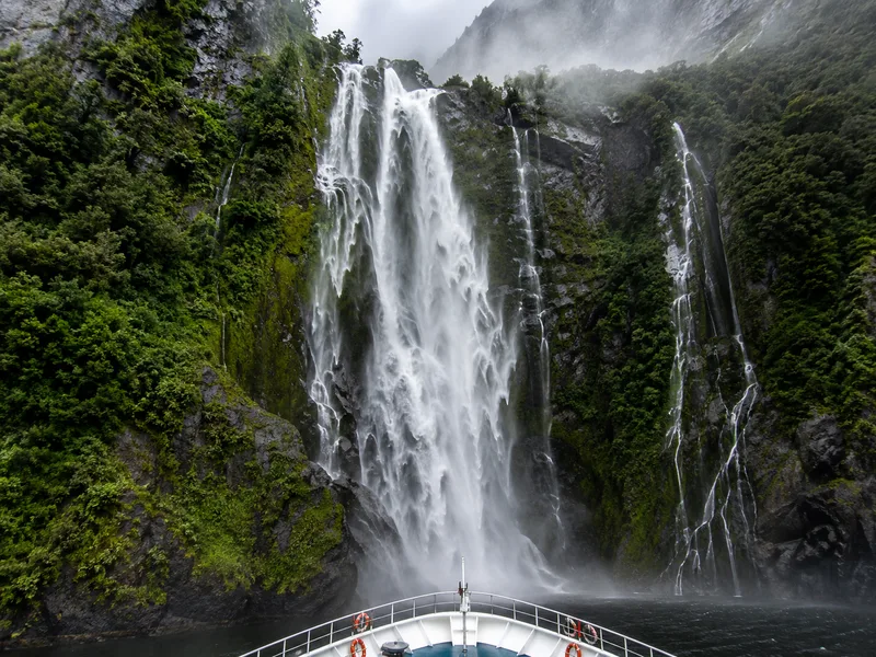 Stirling Falls dropping into the fiord